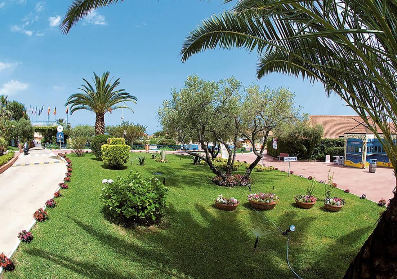 טרופאה La Pace Village Residence Club מראה חיצוני תמונה