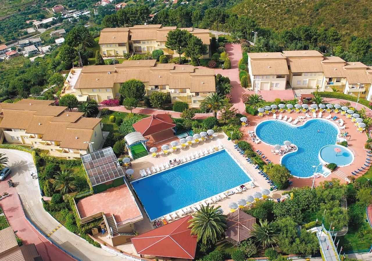 טרופאה La Pace Village Residence Club מראה חיצוני תמונה